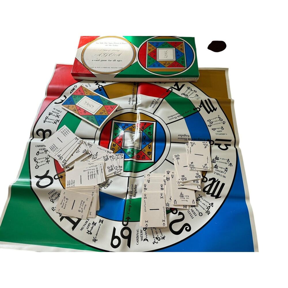 A Game of Astrology Uncirculated Zodiac Planets‎ Card Board Game VTG 1977 Tarot